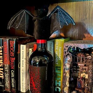 RARE Pottery Barn Flying Bat Wine Topper Halloween HTF Spooky Christmas NWOT